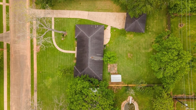 104 Iris St, Lake Jackson, TX 77566 - photo 45