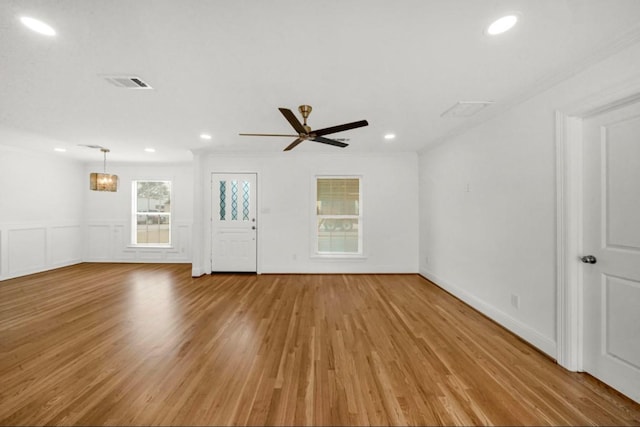 unfurnished room with light wood finished floors, visible vents, recessed lighting, and ceiling fan