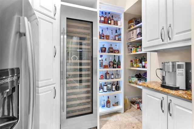 storage area with beverage cooler