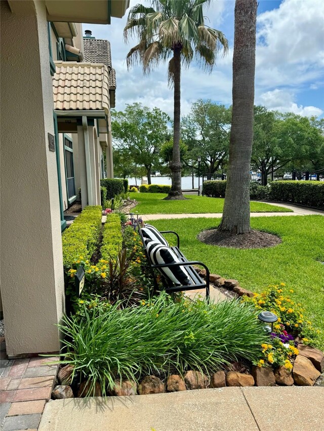 459 Mariners Dr, Kemah, TX 77565 - view of grassy yard