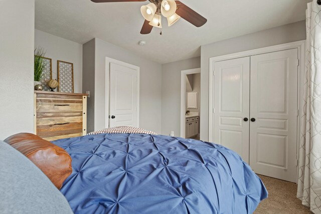 13115 Parkbrook Way Ln, Sugar Land, TX 77498 - bedroom with carpet, a closet, ceiling fan, and connected bathroom
