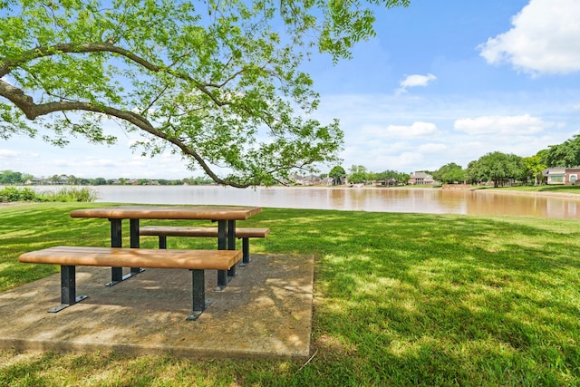 13115 Parkbrook Way Ln, Sugar Land, TX 77498 - view of home's community featuring a water view and a yard