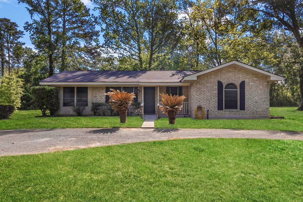 209 H Armitage Rd, Livingston, TX 77351 - photo 1