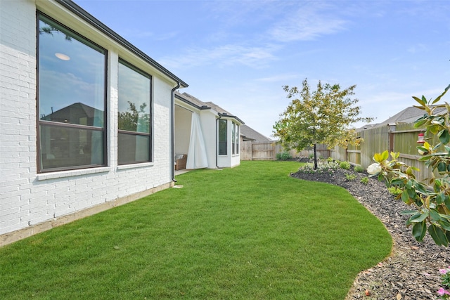 14924 Scarlet Branch Dr, Conroe, TX 77302 - view of yard with a fenced backyard