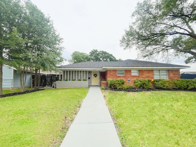 8423 Glen Valley Dr, Houston, TX 77061 - ranch-style house with brick siding