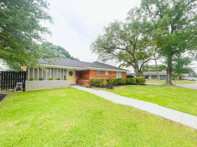 8423 Glen Valley Dr, Houston, TX 77061 - ranch-style house with brick siding
