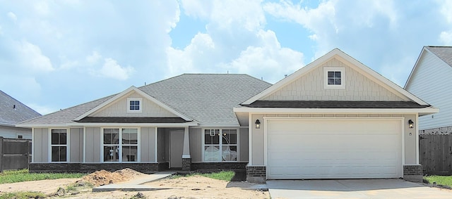 15 Gemstone Ct, Angleton, TX 77515