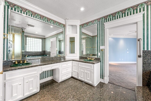 1002 Island Vw, League City, TX 77565 - full bathroom with granite finish floor, visible vents, a sink, and crown molding
