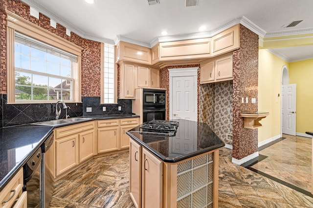 1002 Island Vw, League City, TX 77565 - kitchen featuring a sink, black appliances, arched walkways, baseboards, and ornamental molding