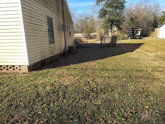 405 N Lanier St, New Boston, TX 75570 - view of yard with fence