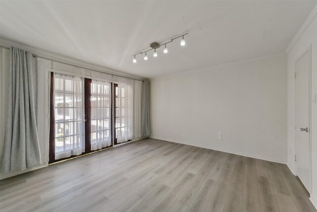 2507 Montrose Blvd Unit 50, Houston, TX 77006 - spare room with light wood finished floors