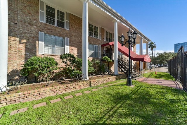 2507 Montrose Blvd Unit 50, Houston, TX 77006 - view of property with fence