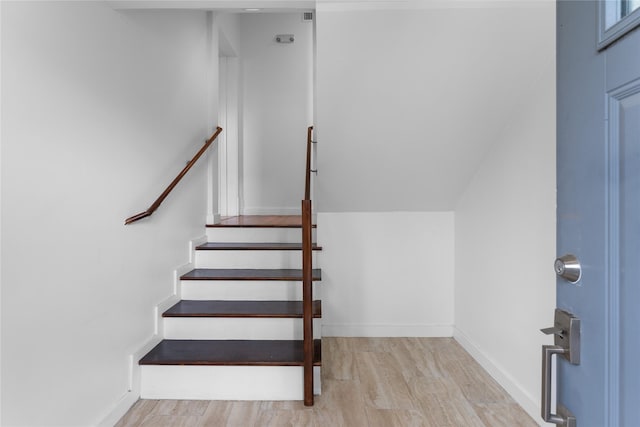 720 W Alabama St, Houston, TX 77006 - staircase featuring wood finished floors and baseboards