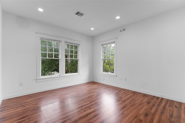 720 W Alabama St, Houston, TX 77006 - empty room featuring wood finished floors and recessed lighting