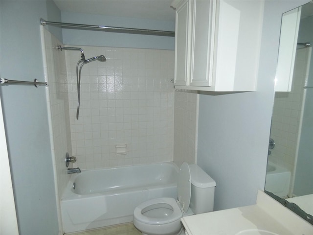 3015 Davey Oaks St, Pearland, TX 77584 - bathroom featuring toilet, vanity, and shower / bath combination