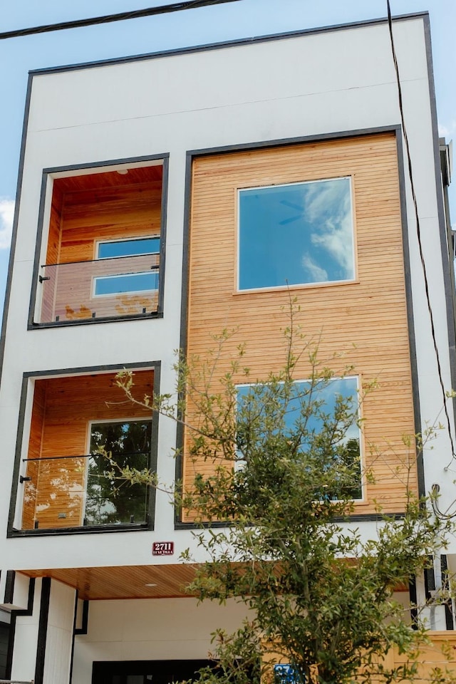 2711 Delano St, Houston, TX 77004 - view of property