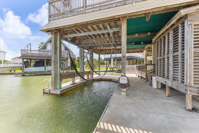 1339 Outrigger, Tiki Island, TX 77554 - photo 33