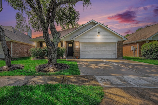 2884 Shallow Brook Ln, Dickinson, TX 77539 - single story home featuring driveway, a garage, and brick siding
