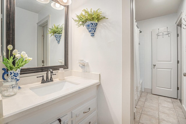 2884 Shallow Brook Ln, Dickinson, TX 77539 - full bathroom featuring vanity