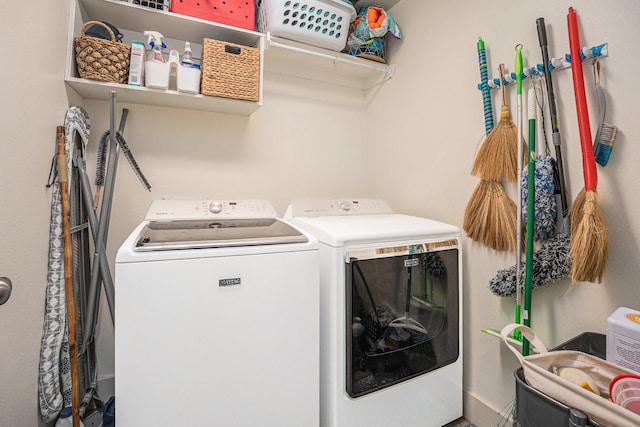 2884 Shallow Brook Ln, Dickinson, TX 77539 - laundry room with separate washer and dryer