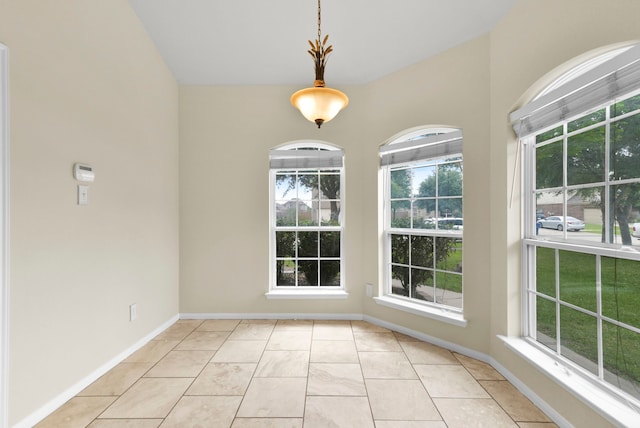 2830 Meadowbrook Ln, Rosenberg, TX 77471 - unfurnished dining area featuring baseboards