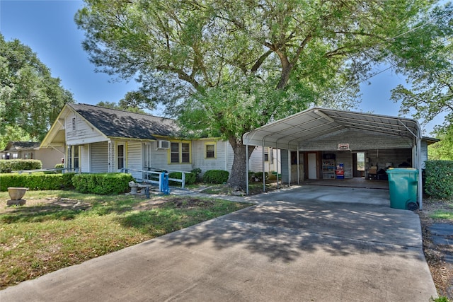 146 S Reynolds St, La Grange, TX 78945 - photo 16