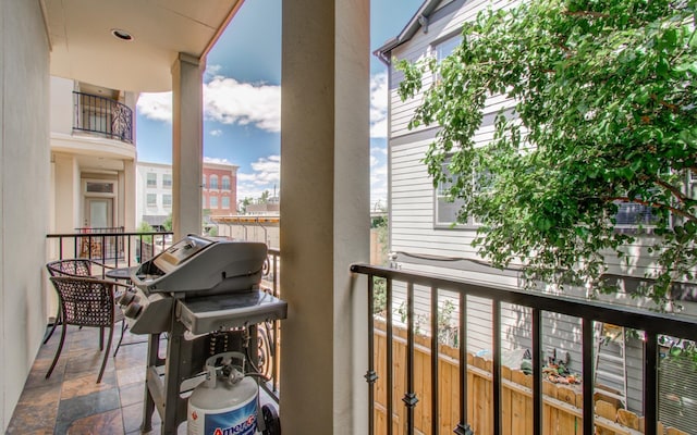 balcony featuring a grill