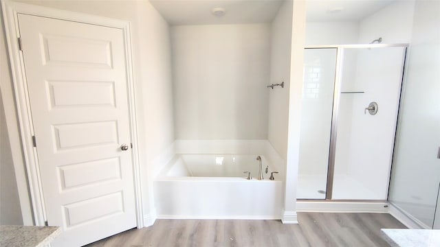2 Gemstone Ct, Angleton, TX 77515