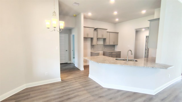 2 Gemstone Ct, Angleton, TX 77515