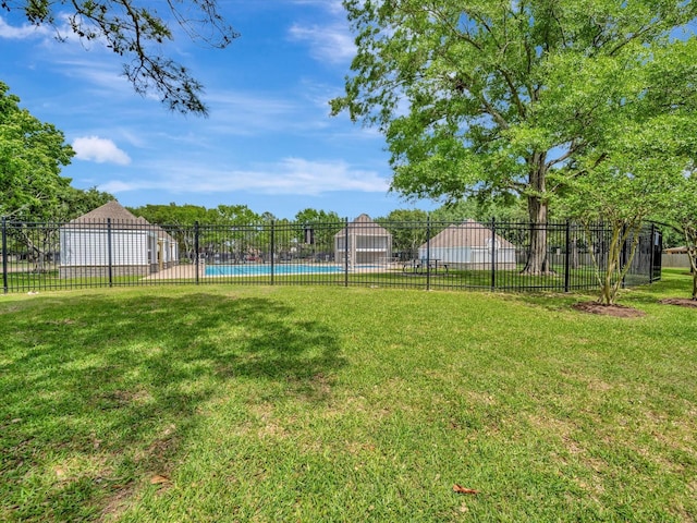 2806 Village Dl, Houston, TX 77059 - view of yard