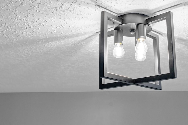 13400 Nicholson Rd, Conroe, TX 77303 - detailed view of a textured ceiling