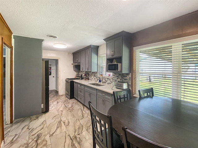 203 Pine St, Dayton, TX 77535 - photo 5
