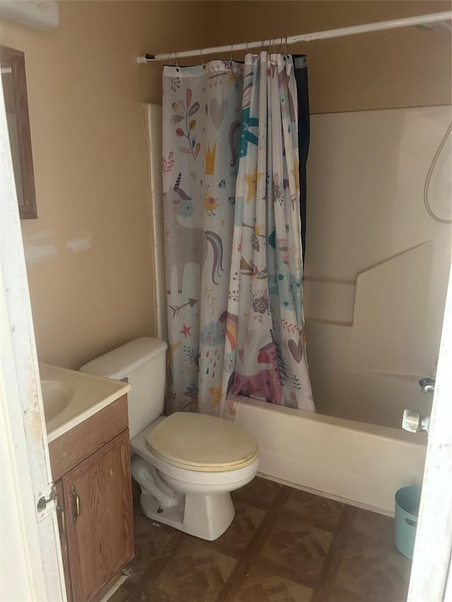 full bath featuring vanity, shower / bathtub combination with curtain, and toilet