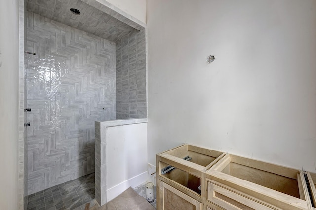 5517 Sturbridge Dr, Houston, TX 77056 - bathroom featuring walk in shower