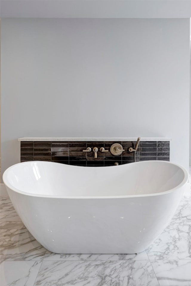 5517 Sturbridge Dr, Houston, TX 77056 - bathroom view of a soaking tub