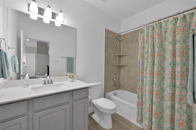 15534 Ponderosa Bend Dr, Cypress, TX 77429 - full bath with wood finished floors, toilet, vanity, and shower / tub combo with curtain