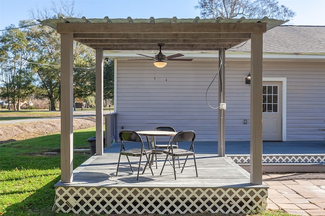 559 Doty Rd, Vidor, TX 77662 - view of patio / terrace with a wooden deck and a ceiling fan
