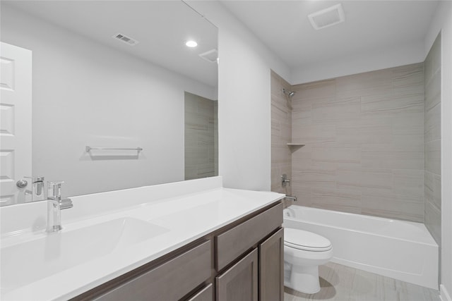 369 Spruce Oak Ln, Waller, TX 77484 - bathroom featuring toilet, shower / washtub combination, vanity, and recessed lighting