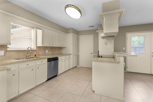 kitchen featuring stainless steel dishwasher, visible vents, decorative backsplash, black electric cooktop, and a sink