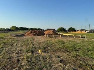125 Bayou Bend Blvd, Angleton, TX 77515 - view of yard with a rural view