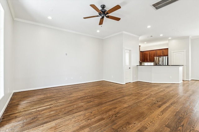 5308 Larkin St Unit B, Houston, TX 77007 - unfurnished living room with recessed lighting, visible vents, and crown molding