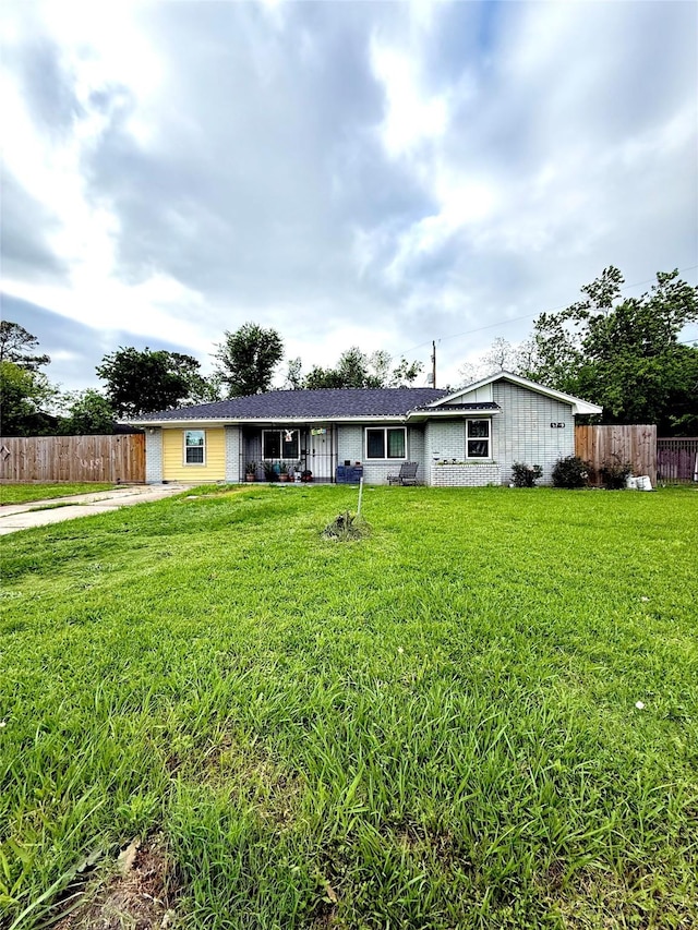 5739 Waterford Dr, Houston, TX 77033 - photo 11