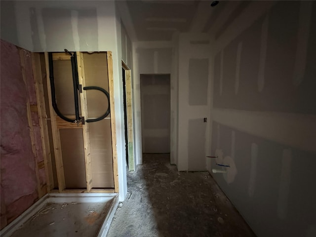 19106 Hazel Firs Ln, Magnolia, TX 77355 - hall featuring unfinished concrete floors