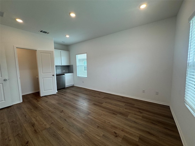 208 Otter Rd, Kyle, TX 78640 - photo 2