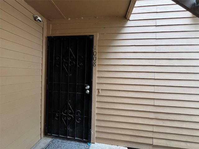 10555 Turtlewood Ct Unit 1008, Houston, TX 77072 - view of doorway to property