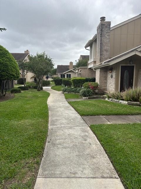 2332 Woodland Park Dr Unit 11, Houston, TX 77077 - view of community featuring a lawn