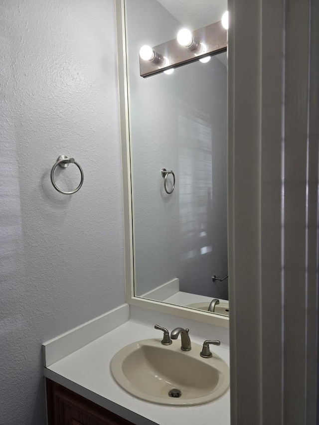 12203 Ashley Circle Dr E, Houston, TX 77071 - bathroom with vanity