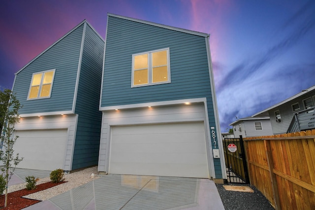 6817 Peerless St, Houston, TX 77021 - modern home with an attached garage and fence