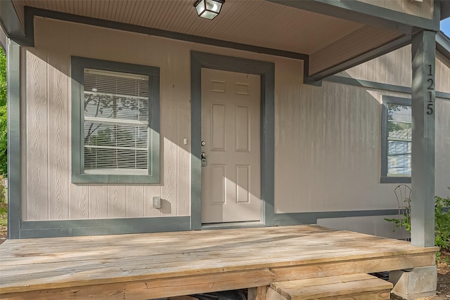 view of property entrance