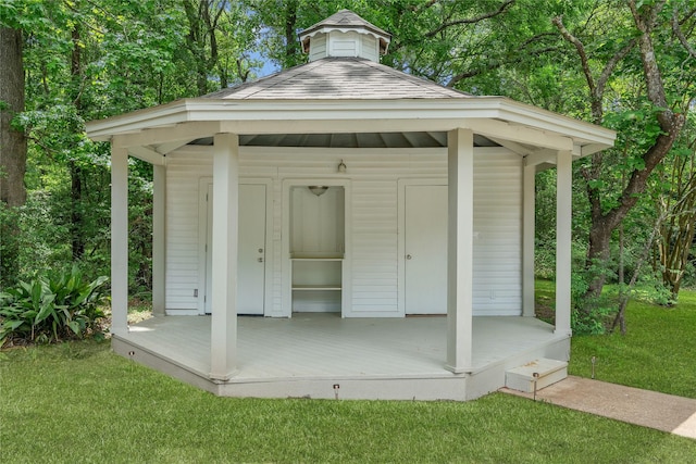 view of outdoor structure featuring a gazebo